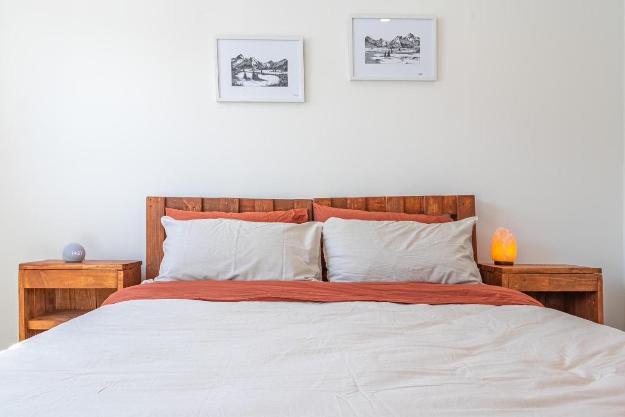 Cozy Retreat With Hot Tub Apartment Christchurch Luaran gambar